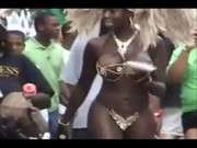 Бразилия девушки голие попки карнавал